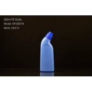 celebrar el uso industrial líquido que limpia la botella plástica con el cepillo, botellas plásticas del apretón