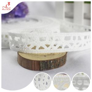 China Fashion Water Soluble Bilateral Polyester Lace Trims Edge Ribbon For Home Textiles supplier