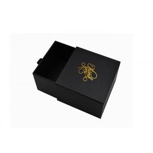 UV Coating Clothes Gift Boxes 1200-1500gsm Carboard With Ribbon Closed Design