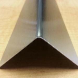 China 304 Stainless Steel Structural Sections Mirror Finish Unequal Angle Profile supplier