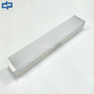 China IP20 堅牢な産業用 LED バッテン器具 耐久性のある 4FT 非常用 LED バッテンライト 3000mAh 非常用バッテリー付き 駐車場用産業用 LED 照明器具 wholesale