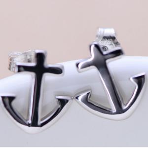 China 925 Sterling Silver Anchor Shape Stud Earrings Women Jewelry (XH041998W) supplier