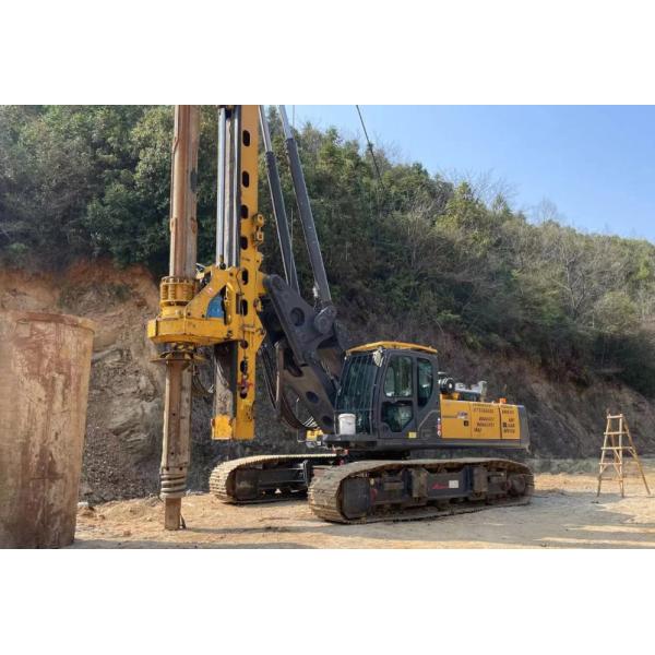 China XCMG a refourbi l'installation de perceuse rotatoire 50-70m a utilisé la perceuse Rig Crawler Type supplier