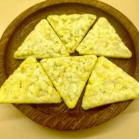 China Crispy Golden Triangle Corn Cracker Chips 0 Added Sucrose on sale