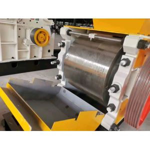 China ローラー・クラッチャー・マシーン,粘土レンガのダブル・ローリング・クラッチャー,粘土レンガの製造工場のためのロール・ミル・クラッチャー wholesale