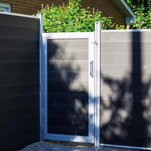 Modern WPC Gate Panel Rotproof WPC PVC Sheet Weather Resistant