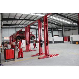 China Q235B / Q355B Prefab Metal Garage / Steel Frame Warehouse Construction For Workshops supplier