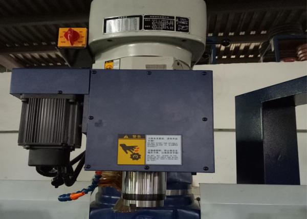 8m / Min Rapid Feed Benchtop Vertical Milling Machine For Cutting And Milling