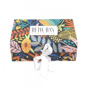 Swimwear Dress Pants Garment Packaging Box With Ribbon And Satin