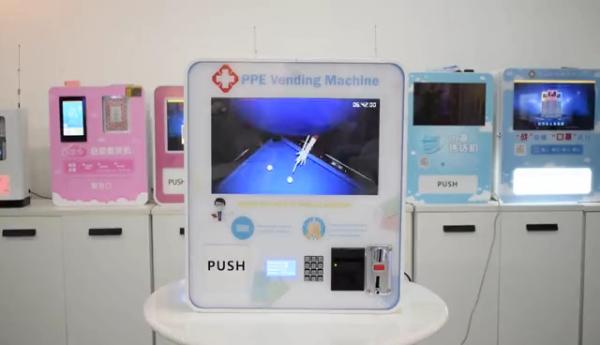 smart public  Vending Machine wall mounted scan code Pay