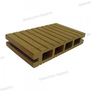 China Outdoor WPC Decking Boards Extruded Plastic Composite Decking Embossed Hollow Wood Plastic Board Composite Floor supplier