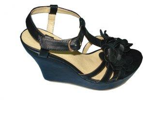 Size 36-41 Fashion Comfortable PU Material Black Ladies Wedge Sandals with 11