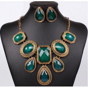 Exaggerated retro ancient gold-plated resin necklace jewelry sets