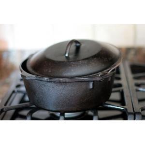 cast iron cookware / cast iron casserole / cast iron skillet / cast iron dutch oven