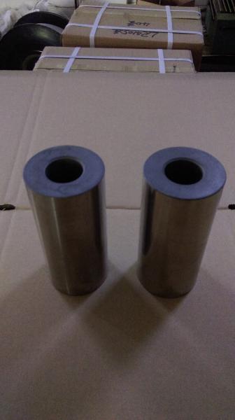 Installation In Piston Engine Pin OM402 With High Strength Performance