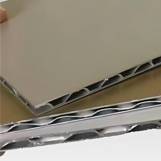 China 外観美を向上させる、清掃が容易な3Dアルミニウムパネル。現代的な建設プロジェクトを格上げ。 wholesale
