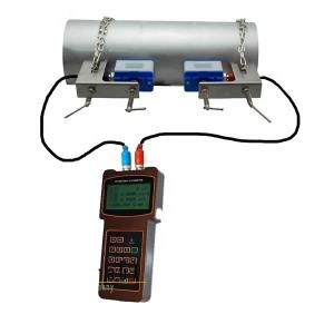 Handheld Ultrasonic Clamp On Flow Meter IP68 Portable Hydraulic Flow Meter