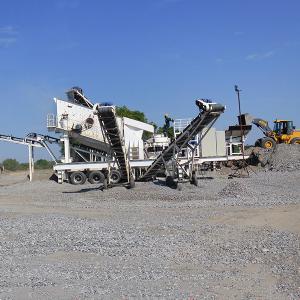 China AC Motor Mobile Jaw Crusher , Rock Crushing Machine 100-120t/h For Stone Crusher Plant supplier