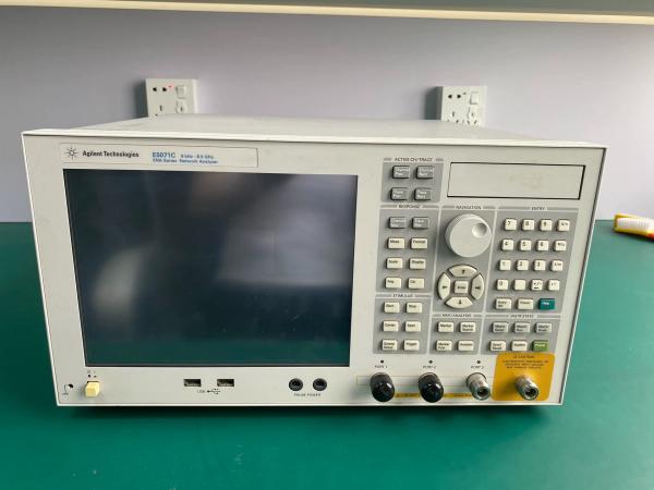 E5071C Agilent Vector Network Analyzer 8.5GHz ENA Vector Network Analyzer VNA