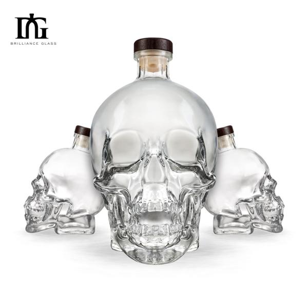 700ml Special Shape Liquor Bottle with Customized Engraved Logo and Cork Screw Cap