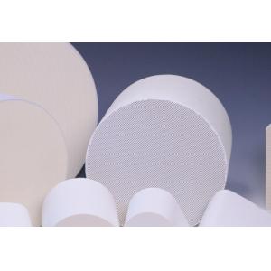 China Honeycomb Ceramic / Catalyst Supports White For Vehicle Exhaust supplier