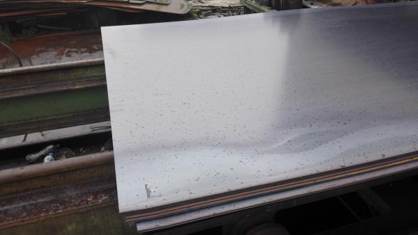 Q235 Wear Resistant Arc Welding Hardened Carbon Chrome Steel Plate With Punch