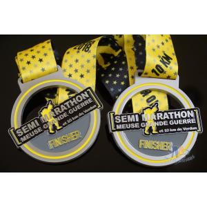 China Semi Marathon 10KM Custom Sports Medals Soft Enamel Medallion With Ribbon wholesale