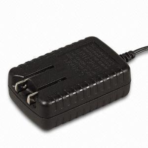 China 1W Switching Adapter / Universal AC DC Adapters with Folding US Two-pin AC Plugs supplier