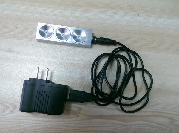 Buscador infrarrojo portátil de la vena del PDA para las enfermeras y la fuente de luz de los doctores With 850nm