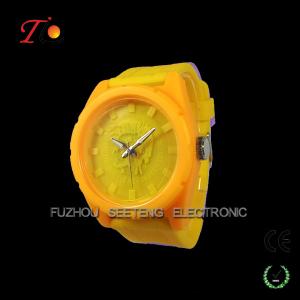 China New arrivial fashional custom logo silicone plastic watch with all normal color available supplier