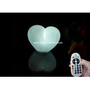 China O coração romântico deu forma ao candeeiro de mesa com as multi cores que mudam o controlador supplier