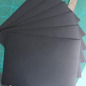 China Lignin Free 787*1092mm Weight 600g Black Coated Paper For Cloth Tag supplier