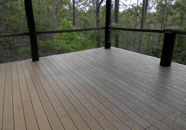 Dimensional Stability Plastic Decking Boards , Recyclable Wood Plastic Composite Decking