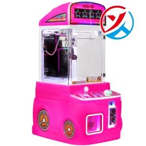 China Mini Vending Game Machine Prize Game Machine Coin-operated Plush Toy Arcade Game wholesale