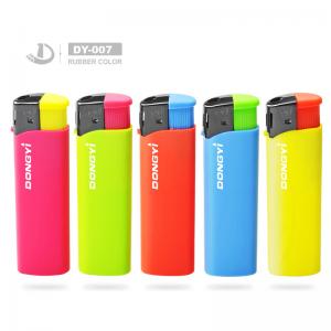 Model NO. DY-007 Dongyi Rubber Color Cigarette Electronic Lighter with Five Color Torch