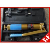 China Heavy Duty Hand Operated Grease Gun with Aluminum Alloy Die Cast Head Cap on sale