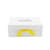 China Yellow Ribbon Closure White Hard Cardboard Gift Boxes 8cm Width on sale