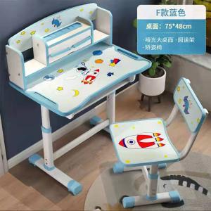 China Le bureau en plastique et la chaise des enfants de dessin ont placé la taille à la maison 74x50cm réglables supplier