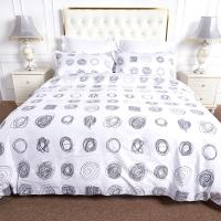 China 100% Cotton King Single Hotel Bedding Sets Customizable Hotel Plain White Bed Linen on sale