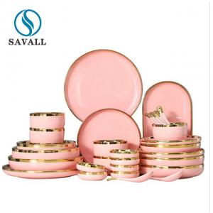 China Gold Rim Pink Round Porcelain Dinnerware Set for Coffee shop supplier