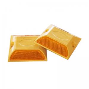 Road Safety Stud Road Cone Sign Used Plastic Reflector Cat Eye Road Stud For Road Safety