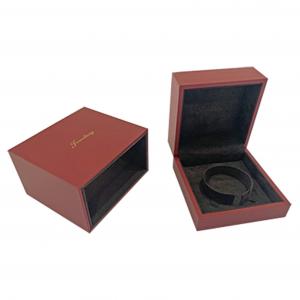 China Square Wood Bracelet Custom Jewelry Boxes Gloss Lamination supplier