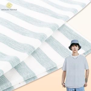 Material de algodón de rayas multicolores, 160 gramos de tejido de camiseta de algodón.
