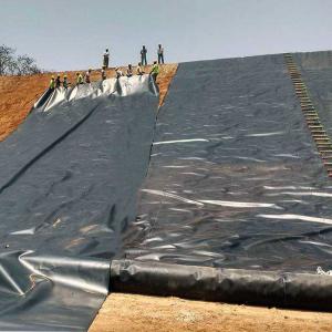 China L'évier de l'étang en géomembrane HDPE d'épaisseur de 1,0 mm avec un matériau vierge à 100% pour le canal d'eau supplier