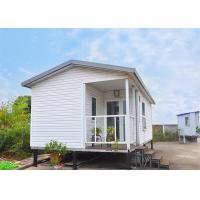 China Prefab Modular Homes Prefabricated House White Modular Small Vacation House on sale