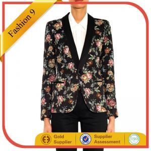 China 2014 newest autumn textured fabric white woman jacket with pad shoulders supplier