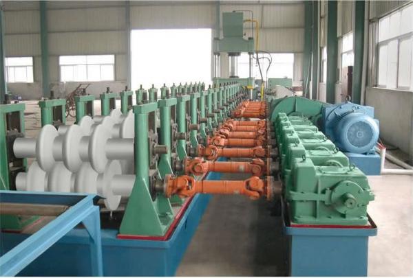 Automatic Highway Guardrail Roll Forming Machine With 10 Ton Hydraulic De-Coiler