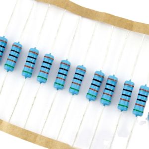 China Résistants à anneaux de couleur 3W 10K Ohm Résistants assortis 3 Watt Résistant à film métallique supplier