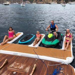 China Durable Water Toys Inflatable Jet Ski Floating Dock Pontoon For Yacht supplier