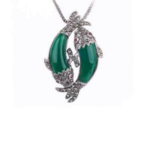 China Thai 925 Silver Double Fishes Green Agate Pendant with Sterling Silver Chain (N11066GREEN) supplier